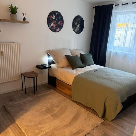 Maru Living M71 Apartment โคโลญ ภายนอก รูปภาพ