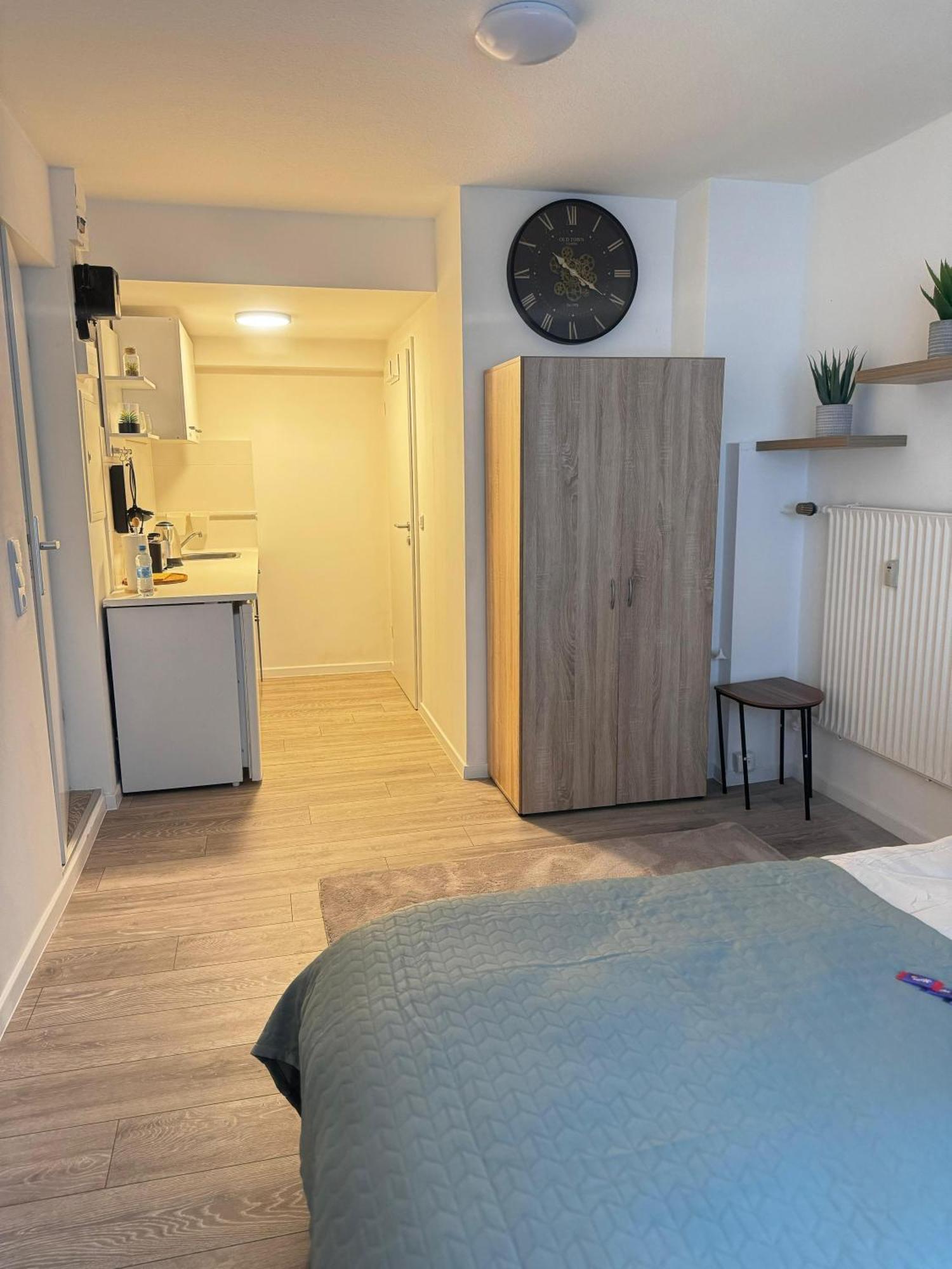 Maru Living M71 Apartment โคโลญ ภายนอก รูปภาพ